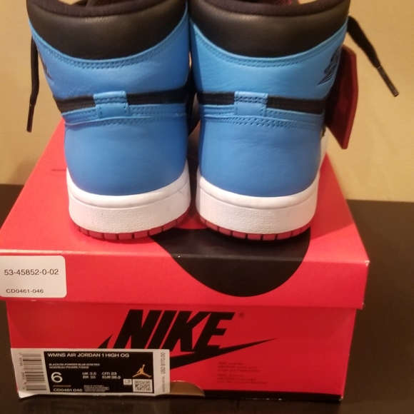 Jordan 1's - Picture 5 of 7